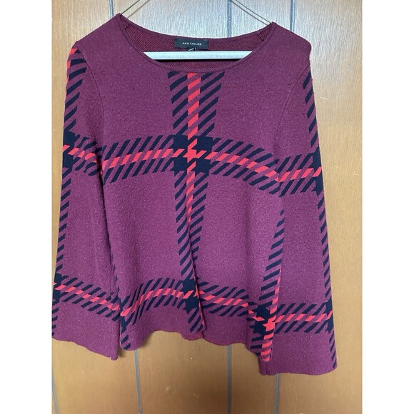 Ann Taylor Women’s Sweater Size M medium - Picture 3 of 4